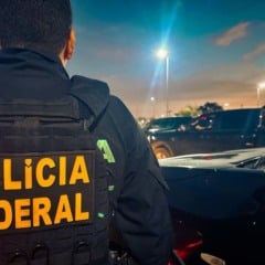 PF faz buscas nas casas de prefeita e ex-prefeito em operação contra compra de votos