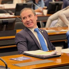 Duda Ramos lidera ranking nacional de projetos de lei apresentados na Câmara dos Deputados em 2025