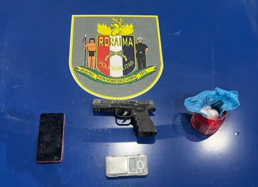 Homem é preso após agredir esposa e ser acusado de comercializar droga em casa