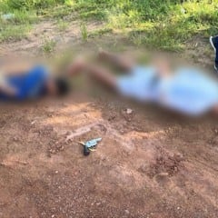 Com os suspeitos, identificados como D.G.D.M., 22 anos, e P.A.P.D.S., 20, foi encontrado um revólver calibre 38 municiado. (Foto: Divulgação)