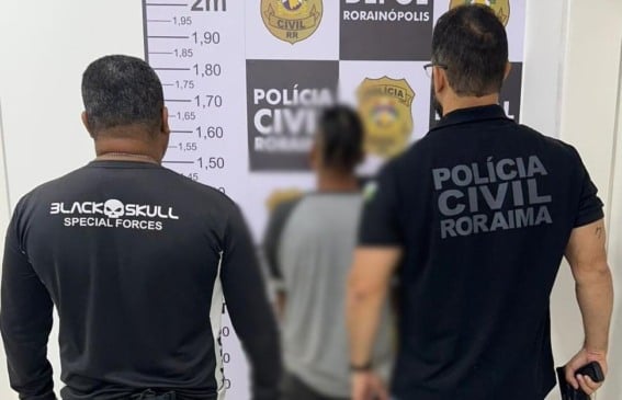 A prisão foi efetuada por agentes da Polícia Civil (Foto: ASCOM/PCRR) 