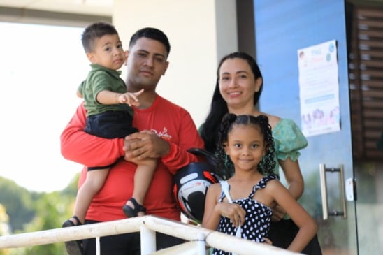A ação teve como objetivo garantir o direito à filiação de crianças, adolescentes e adultos que ainda não possuíam o nome do pai ou da mãe na certidão de nascimento. (Foto: Divulgação)
