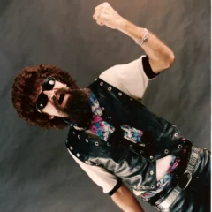 Considerado o pai do rock brasileiro, Raul Seixas (1945–1989) deixou um legado musical que ultrapassa gerações (Foto Divulgação)