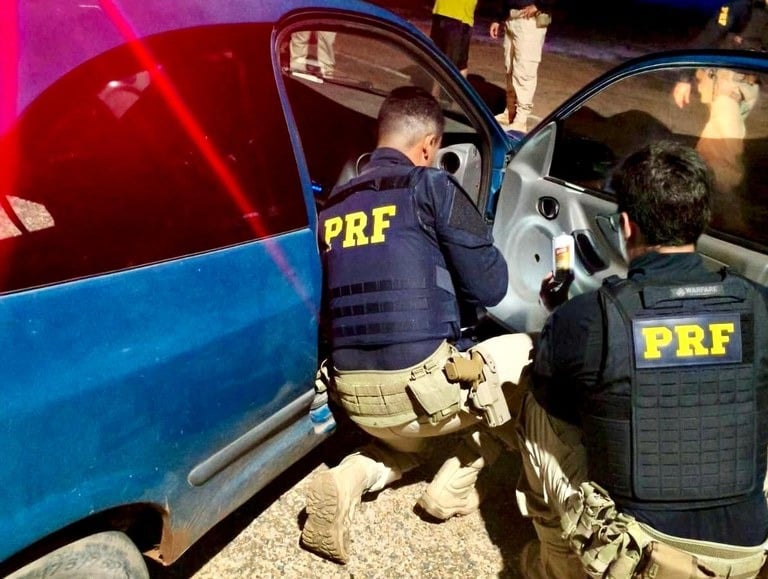 Prisões foram realizadas pela Polícia Rodoviária Federal (Foto: Divulgação/PRF).