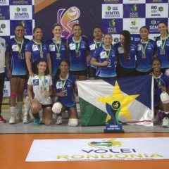 Azul Mania Voleibol conquista o título da Etapa Norte da Superliga C de Vôlei. (Foto: Reprodução/Instagram/@deu.bera)