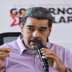 O ditador venezuelano Nicolás Maduro durante reunião comunitária em Caracas