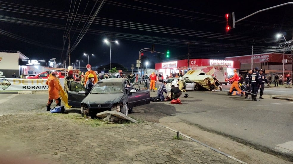 Simulação de acidente de trânsito é realizada na zona Oeste