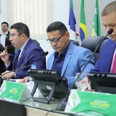 A mesa diretora da Câmara Municipal, presidida por Genilson Costa, nesta terça-feira (Foto: Reynesson Damasceno/CMBV)