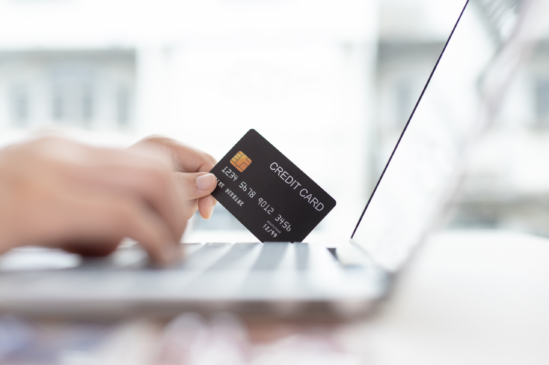 Publicidade digital atrai consumidores para sites e lojas físicas (Foto Divulgação)