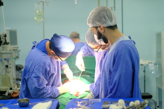 Somente em 2025, quase 4,6 mil cirurgias já foram realizadas. Foto: Ascom/Sesau