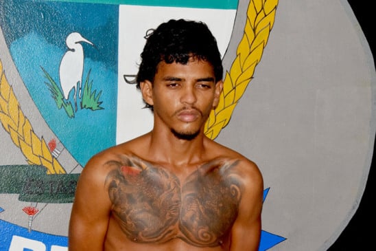 Thiago foi apresentado na Dicap (Foto: Wenderson Cabral/FolhaBV) 