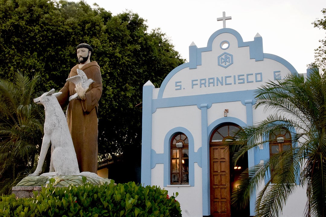A novena será celebrada diariamente às 19h, exceto na terça-feira (30/09), quando ocorre às 19h30. Foto: Wenderson Cabral/FolhaBV