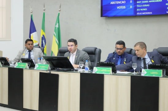 A mesa diretora da Câmara Municipal de Boa Vista