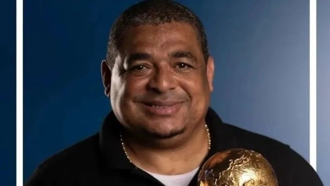Vampeta foi campeão do Mundo em 2002, e acumulou passagens por Vitória, Flamengo, Corinthians e alguns clubes na Europa como a Inter de Milão. (Foto: Reprodução/Instagram)