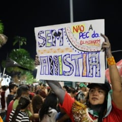 Centenas de manifestantes participam de ato contra PL da Anistia e PEC da Blindagem em Boa Vista (Foto: Pablo Sérgio)