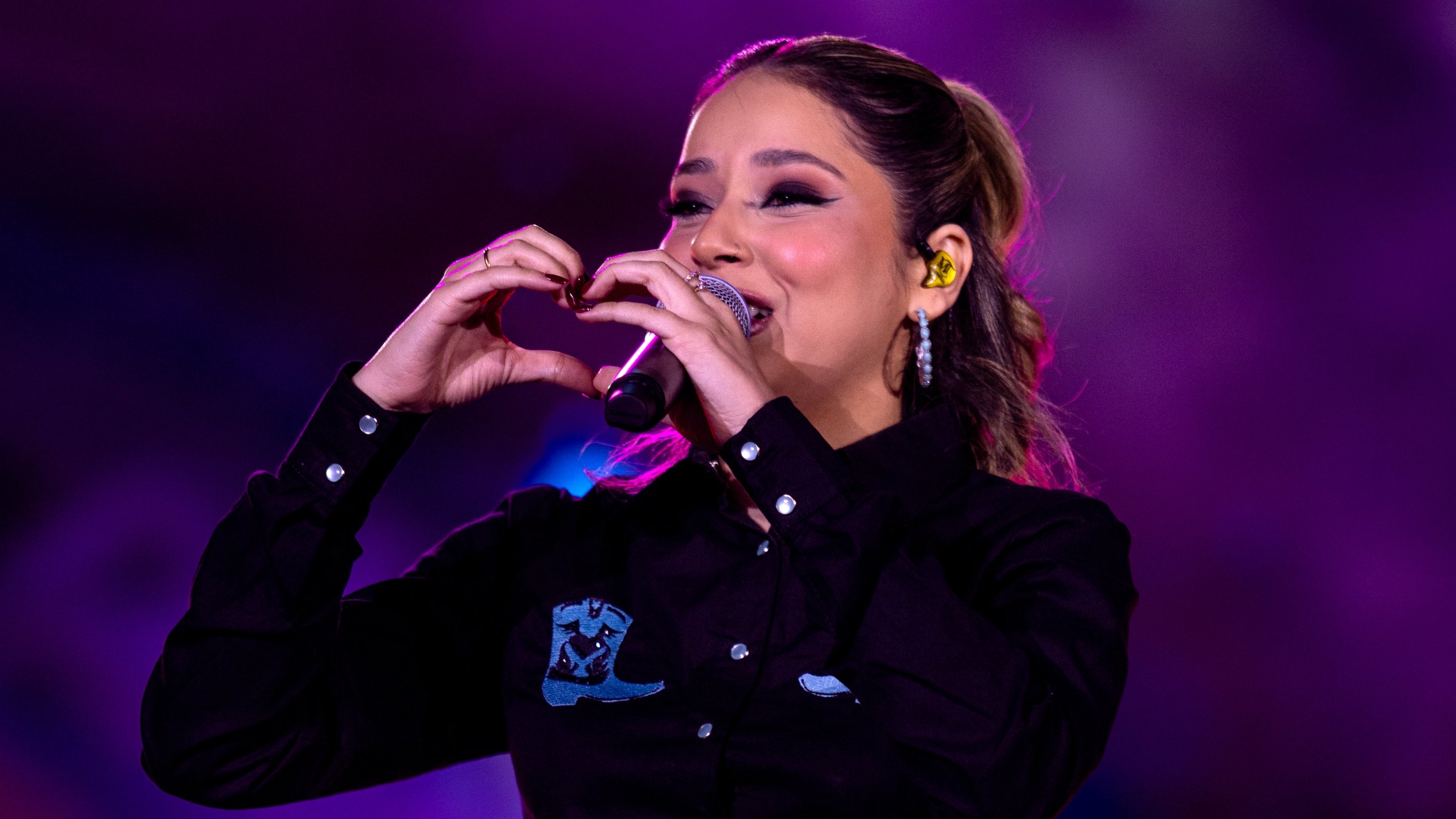 Marília Tavares durante o Country Bulls em São José do Rio Preto, em São Paulo