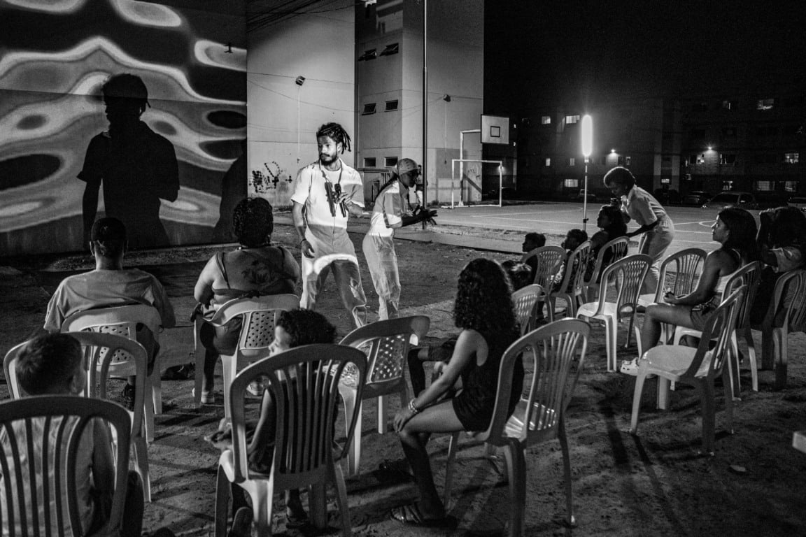 A adaptação de Navio Negreiro, poesia de Castro Alves, resgata a força de sua mensagem abolicionista ao se entrelaçar com a cultura Hip Hop. (Foto: Pablo Felippe).
