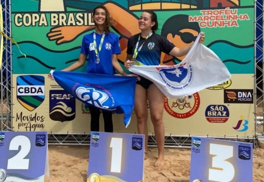 Júlia Bessa (à direita) representou Roraima no campeonato (Foto: Divulgação)