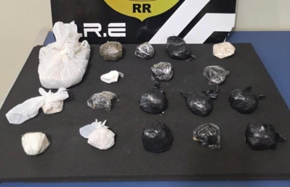 Droga apreendida no local (Foto: ASCOM/PCRR) 