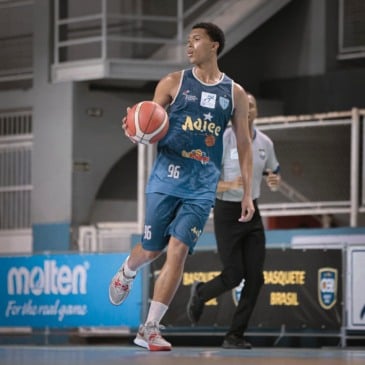 WhatsApp-Image-2025-09-22-at-15.03.49-768x768 Roraimense conquista ouro no basquete dos Jogos da Juventude por Santa Catarina