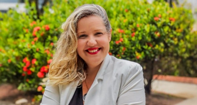 Professora Thaiane Oliveira, da UFF, será responsável por ministrar palestra (Foto: Divulgação)