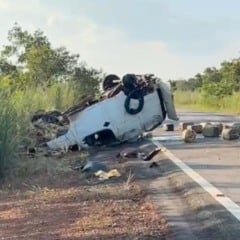 Motorista morreu após o capotamento de uma ‘minivan’ carregada de gasolina, no KM 100, de Boa Vista sentido Pacaraima. (Foto: Divulgação)