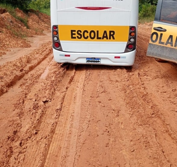 A vicinal 30 fica localizada no município de São João da Baliza. (Foto: Enviada pelos os denunciantes).