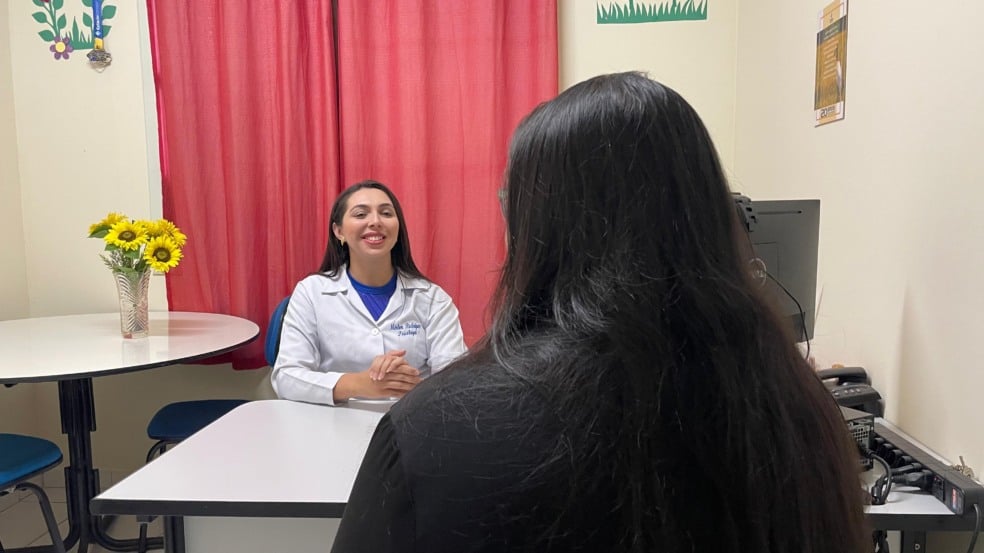 Psicóloga orienta sobre o uso saudável das redes sociais diante do excesso de informação