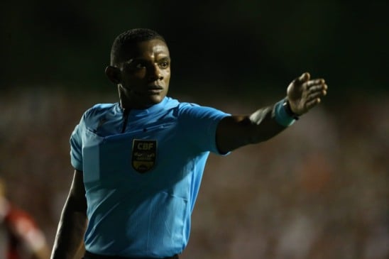 O árbitro venezuelano Daniel Alejandro, da FRF (Foto: Divulgação)