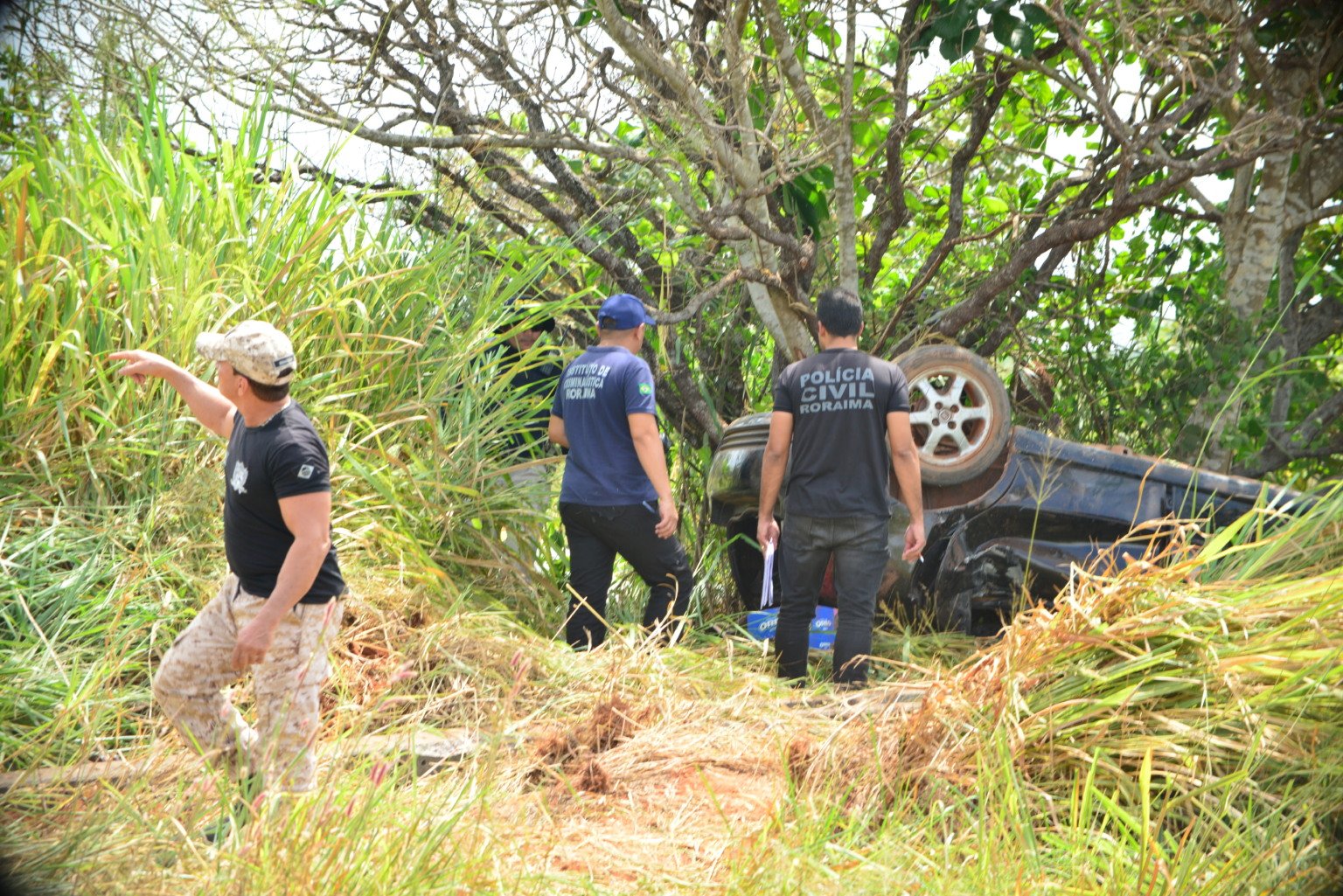 No veículo, estavam cinco pessoas, um dos ocupantes veio a óbito ainda no local, com suposto traumatismo craniano, em outubro de 2025 (Foto: Nilzete Franco) No veículo, estavam cinco pessoas, um dos ocupantes veio a óbito ainda no local, com suposto traumatismo craniano, em outubro de 2025 (Foto: Nilzete Franco)