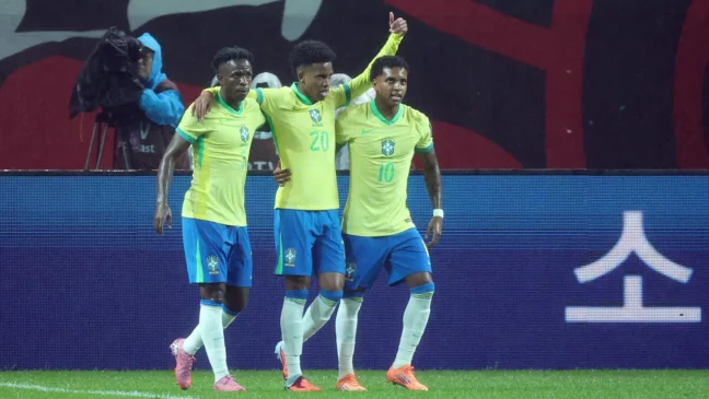 Trio formado por Vinícius Júnior, Rodrygo e Estêvão, brilha diante da Coreia do Sul. (Foto: Chung Sung-Jun/Getty Images)