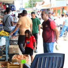Comércio em Pacaraima - 22.03.2022 (Foto: Nilzete Franco/FolhaBV)