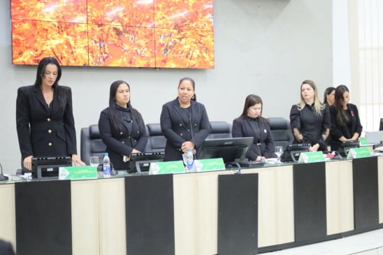 Vereadoras conduzem parte final de sessão na Câmara Municipal de Boa Vista em homenagem à vereadora Tuti Lopes (Foto: Reynesson Damasceno/CMBV)
