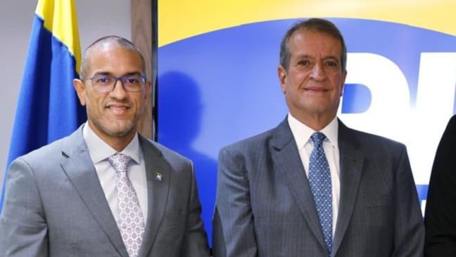 O prefeito de Boa Vista, Arthur Henrique, com o presidente nacional do PL, Valdemar da Costa Neto