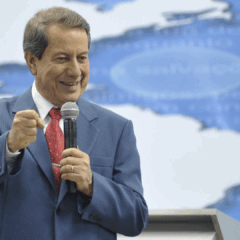 Missionário R.R. Soares é uma das atrações (Foto: Reprodução/Redes Sociais/X)