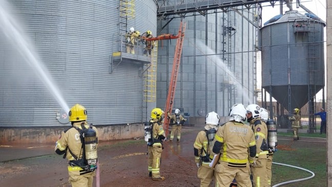 Simulação do curso de Operações em Incêndios Urbanos.(Foto: Secom RR)
