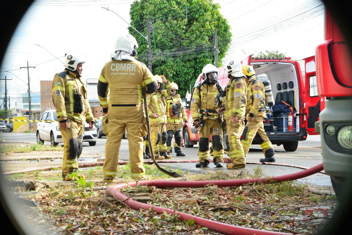Corpo de Bombeiros Militar (Foto: Nilzete Franco/FolhaBV)