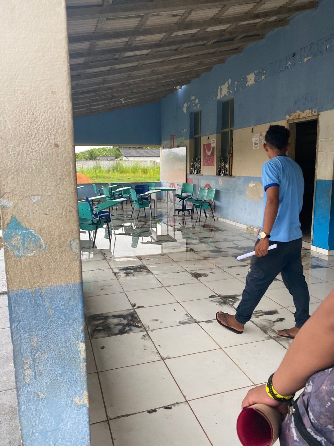 Escola Estadual Indígena Tuxaua Luiz Cadete, localizada na Comunidade Canauanin (Foto: Arquivo Pessoal)
