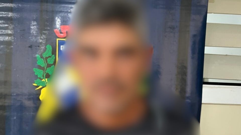J. E. B., de 48 anos, foi preso no bairro Centenário enquanto chegava em uma residência para prestar serviço. Foto: PCRR