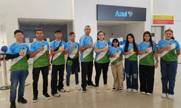 Atletas da delegação roraimense de karatê que irá disputar o Jogos Escolares Brasileiros. (Foto: Divulgação)
