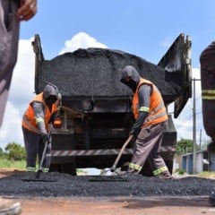 Ao todo, 376 ruas já foram recuperadas, totalizando mais 60 km asfaltados. Crédito: PMBV.