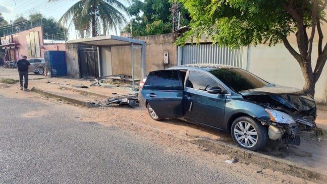 A vítima conduzia um veículo modelo Sentra, de cor preta (Foto: Wenderson Cabral/FolhaBV)