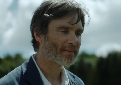 Dirigido por Tim Mielants — o mesmo cineasta que trabalhou com Murphy na série Peaky Blinders — o longa é inspirado no bestseller Shy, do escritor Max Porter (Foto: Divulgação)