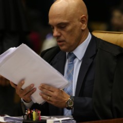 pós as manifestações, o julgamento foi suspenso e será retomado na próxima terça-feira (21) (Foto: Divulgação)