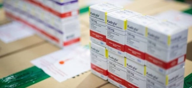 O Trastuzumabe Entansina é indicado para mulheres que ainda apresentam sinais da doença após a quimioterapia inicial, geralmente em casos de câncer de mama HER2- positivo em estágio III. (Foto: Reprodução/Internet)