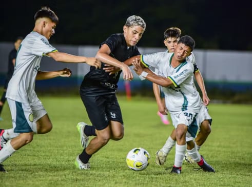 Rio Negro e River fizeram a última final do Roraimense Sub-15. (Foto: BV Esportes)