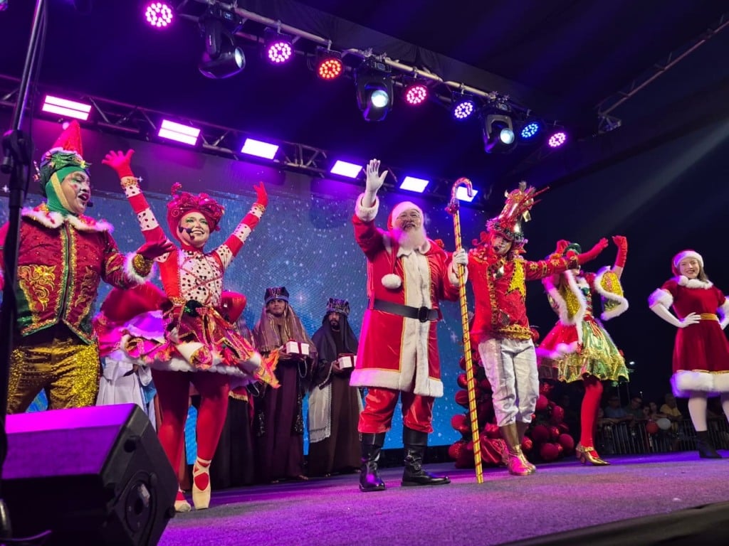 Chegada do Papai Noel abre programação natalina em shopping de Boa Vista Chegada do Papai Noel abre programação natalina em shopping de Boa Vista