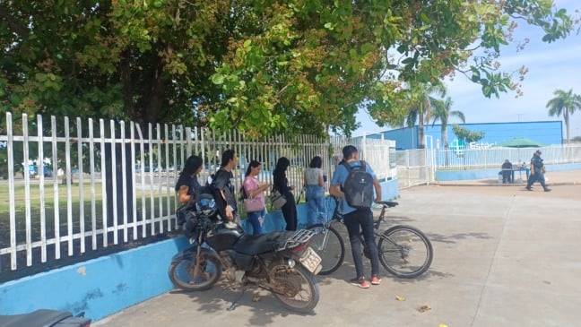 Os portões foram abertos às 12h e fecharam às 13h, no horário de Brasília.
(Foto: Emilly Duarte/FolhaBV).