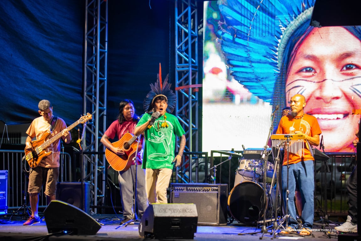 A Kruviana é fruto do projeto de extensão Insikiran Anna Eserenka, voltado à prática musical indígena (Foto Divulgação)