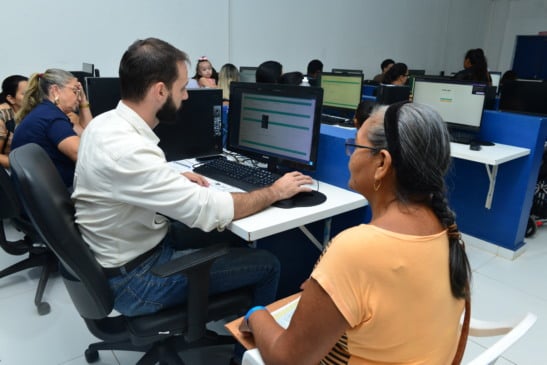 
Para participar do programa Minha Casa, Minha Vida, a renda do interessado deve ser de até R$2.850,00.
(Foto: Nilzete Franco/FolhaBV).
